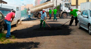 Bairro Manoel Correa recebe operação tapa-buracos