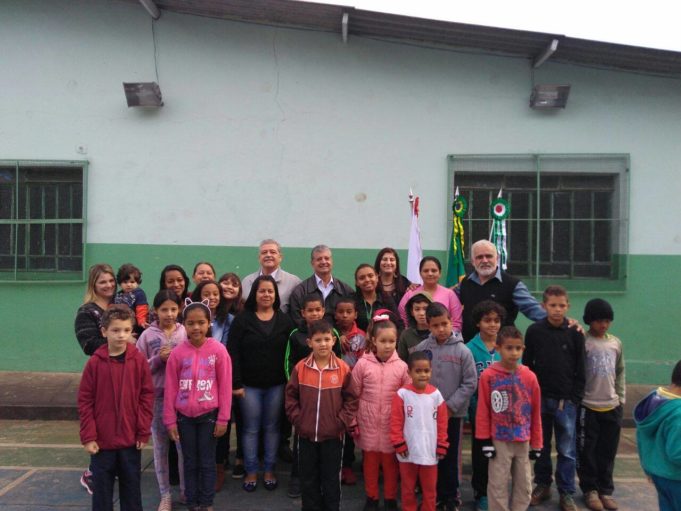 Hora Cívica na Escola Municipal “Herculano do Vale” em Joaquim Murtinho