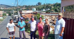 Prefeito visita bairro Lima Dias