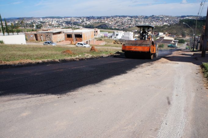 Obras iniciam no Bairro Novo Horizonte