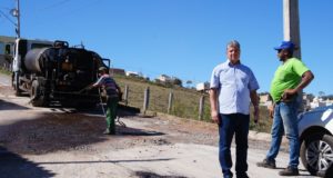 Bairro Novo Horizonte recebe obras de recuperação de vias