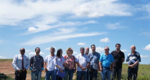 Prefeito recebe engenheiros da CODEMIG