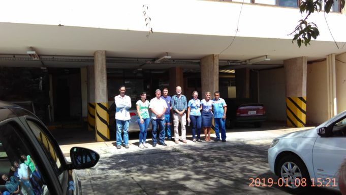 Prefeito recebe mais dois imóveis cedidos pela MRS