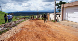 Bairro Lima Dias recebe obra de infraestrutura