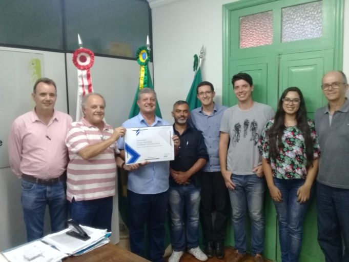 Prefeito recebe Masterplan do Parque de Exposições