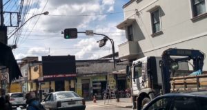 Semáforos recebem manutenção em diversos pontos da cidade