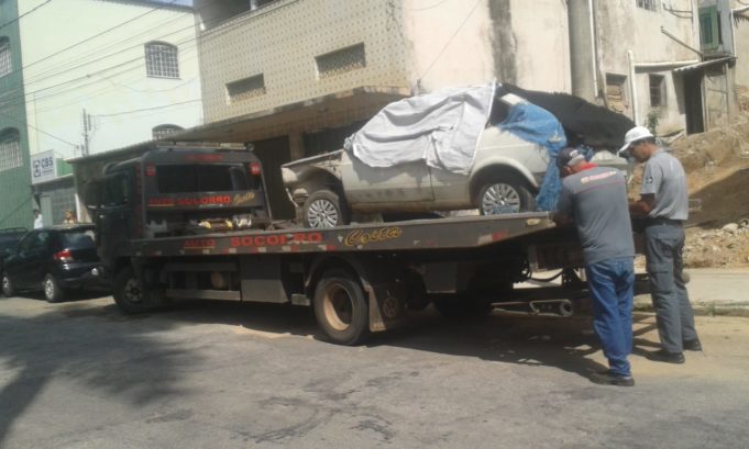 DMTT inicia remoção de veículos abandonados nas vias públicas