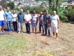 Prefeito visita bairro Santa Cruz buscando solução para inundações