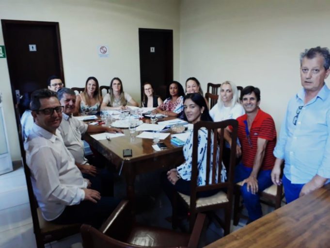 Prefeito e Secretária reúnem-se com Comissão de Saúde da Câmara