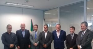 Prefeito se reúne com Secretário Estadual de Desenvolvimento Econômico