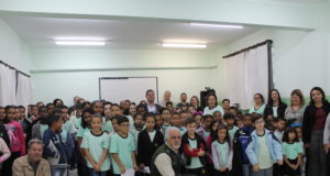 Momento Cívico marca entrega de obras em escola municipal