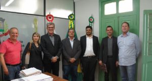 Prefeitura recebe representantes da Caixa Econômica Federal