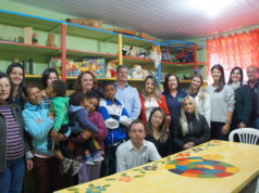 Instituto São Dimas recebe doação de brinquedoteca, prefeito faz visita em setores da Administração Pública.