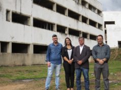 Prefeito e deputado acompanham funcionários da Secretaria de Estado de Saúde de Minas Gerais em visita ao Hospital Regional em Lafaiete