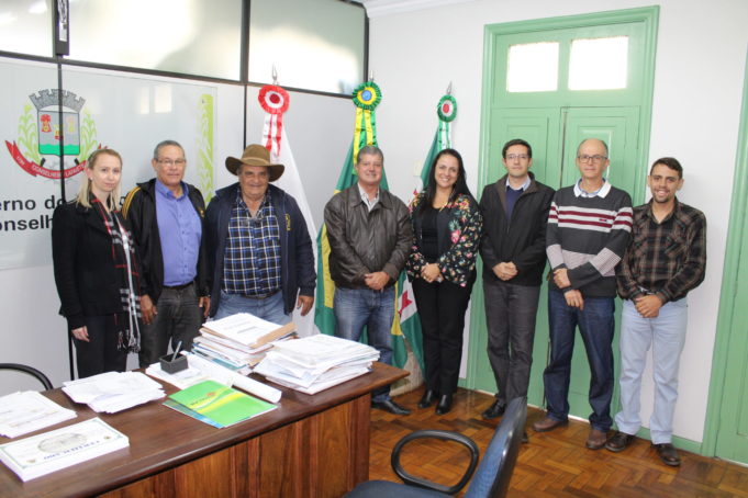 Prefeitura recebe projeto de apoio para a Bovinocultura