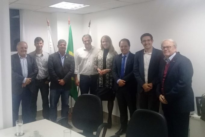 Prefeito debate novos investimentos da GERDAU para Lafaiete em reunião no INDI