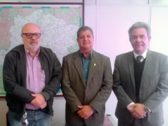 Prefeito e Deputado buscam junto ao DEER- MG soluções para tráfego de carretas e trevo de acesso a comunidades