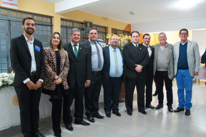 Prefeito e vice prestigiam posse da nova diretoria do Rotary Club