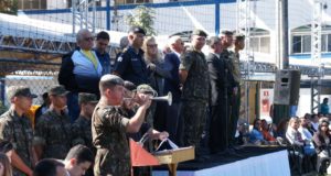 Prefeito e Vice-prefeito participam de homenagem a ex-atiradores de 1979