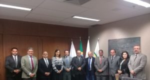 Prefeito se reúne com Presidente do TJMG em Belo Horizonte