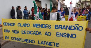 Escola Municipal “Professor Olavo Mendes Brandão comemora a Semana da Pátria com Desfile Cívico.