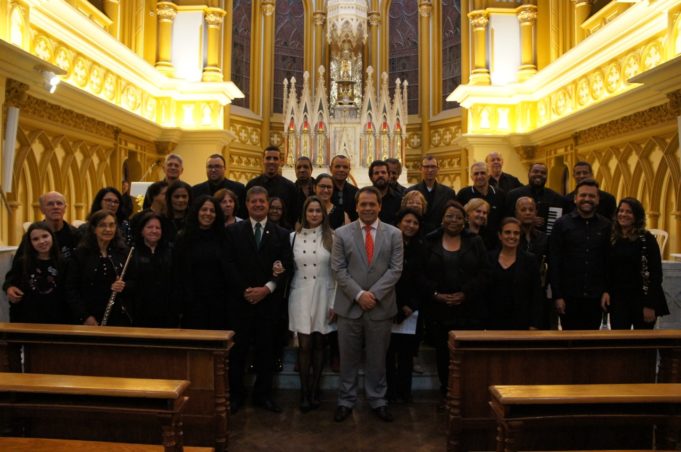 Prefeito participa de celebração em comemoração ao aniversário da cidade