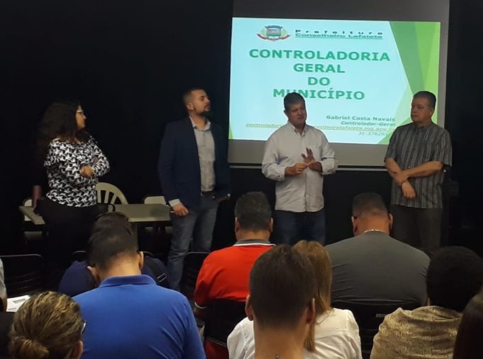 Buscando aumentar eficiência Prefeitura promove capacitação de servidores