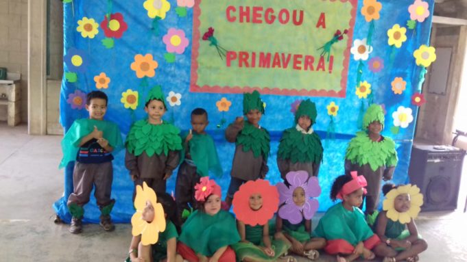 CAIC REALIZA MOMENTO CÍVICO-CULTURAL