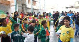 Exemplo de cidadania, respeito e amor à Pátria na Escola Jadir Pinto de Azevedo