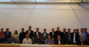 Prefeito e Vice-prefeito de Lafaiete participam de reunião da AMALPA