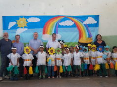 Hora Cívica na Escola Municipal Marinho Fernandes