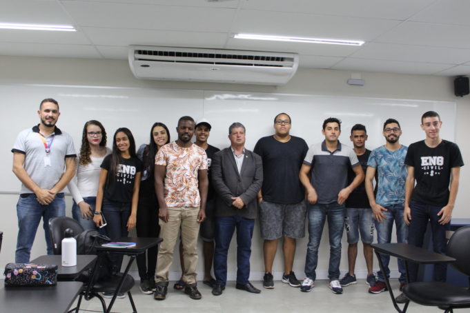 Mobilidade urbana é pauta de encontro do Prefeito com estudantes de engenharia