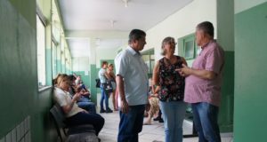 Prefeito e vice acompanham obras e atendimento na Políclinica Municipal