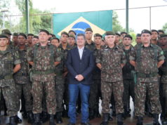 Prefeito recebe General do Exército em cerimônia no TG