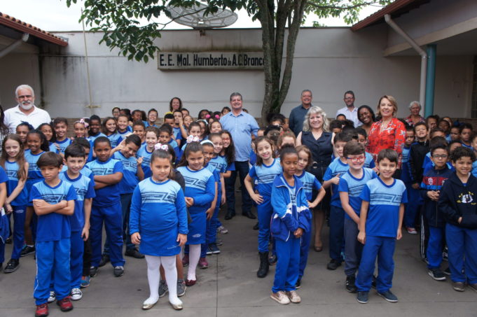 E. E. Mal. Humberto de Alencar Castelo Branco recebe Hora Cívica