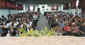 SECRETARIA MUNICIPAL DE EDUCAÇÃO ENTREGA MEDALHA E CERTIFICADOS AOS ALUNOS QUE SE DESTACARAM NAS OLIMPÍADAS