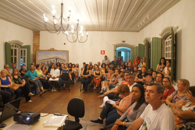 Secretaria de Cultura recebe agentes culturais