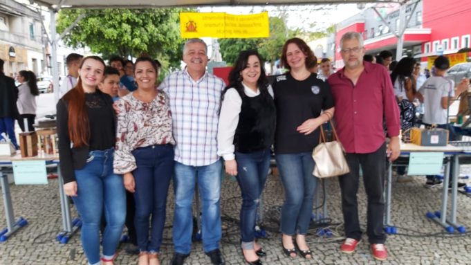 Escola Profissional realiza Mostra Científica na Praça