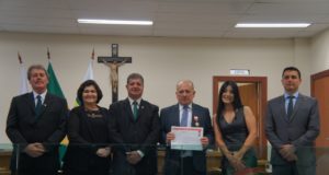 Prefeito participa de Sessão Solene no Poder Judiciário