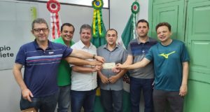 Câmara Municipal faz devolução de recursos para o Executivo.