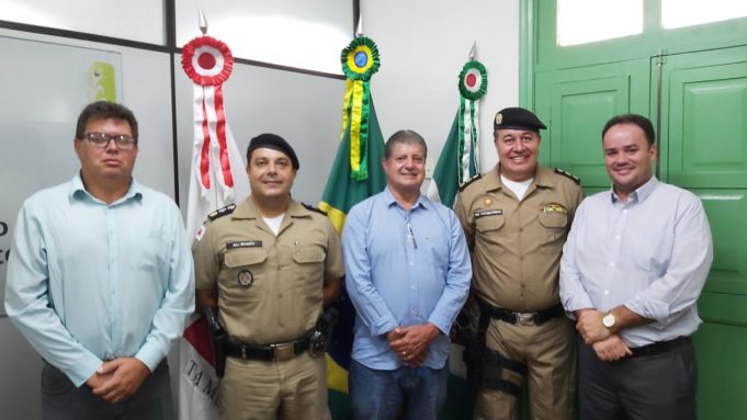 Prefeito recebe novo comandante do 31º Batalhão da Polícia Militar
