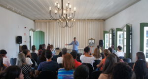 Tomaram posse nesta segunda-feira novos servidores municipais concursados