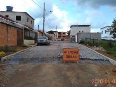 Prefeitura inicia serviço de calçamento e drenagem pluvial nos bairros