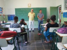 Prefeito visita bairros e anuncia novas obras