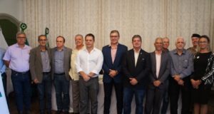 Secretário de Saúde vem a Lafaiete participa de reunião da AMALPA e visita obras do Hospital Regional