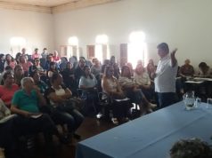 Prefeitura e Vale se reúnem com direção e servidores da Escola Meridional. Na pauta mudança temporária e construção de nova escola.