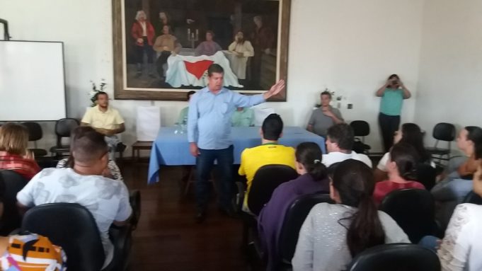 Prefeitura e Vale se reúnem com pais de alunos da Escola Meridional, transparência nas ações e busca de soluções imediatas