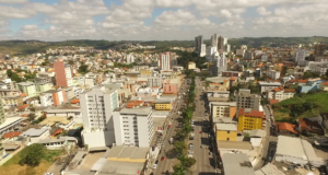 PREFEITO DE LAFAIETE APRESENTA AO COMITÊ DE ENFRENTAMENTO DO COVID-19 PROPOSTA PARA REABERTURA GRADATIVA DO COMÉRCIO