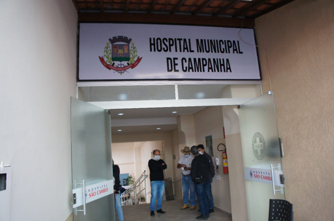 Vagas para profissionais no Hospital de Campanha