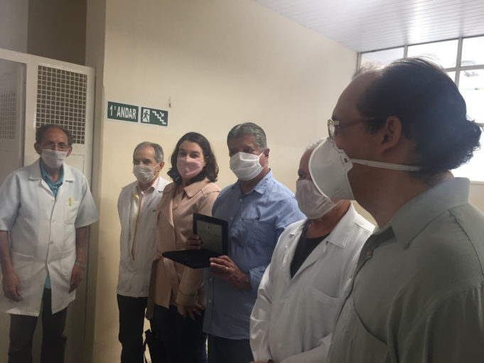 Corpo clínico do Hospital São Camilo faz agradecimento à administração municipal pelas obras realizadas no prédio